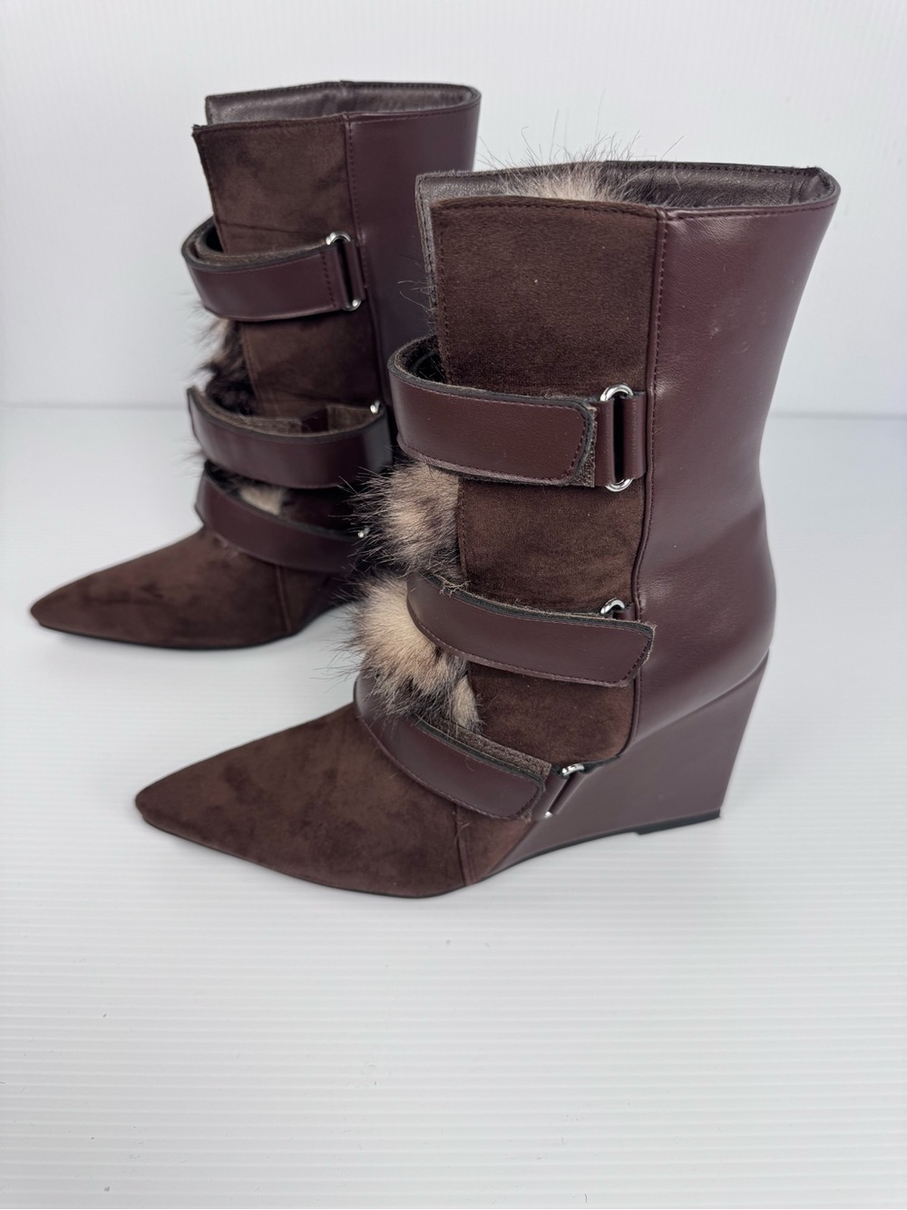 Azalea Wang Maranette Brown Faux Fur Strap Sz 6.5 & 7 Pointed Toe Wedge Heel - Picture 2 of 5
